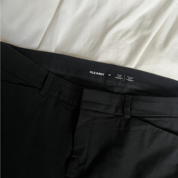High waisted black pixie trousers from Old Navy in tall ♠️ - Picture 1 of 5